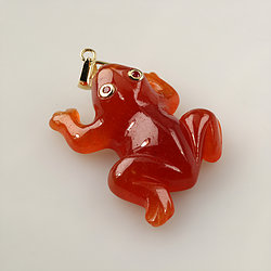 14k-gold-ruby-frog-red-jade-pendant