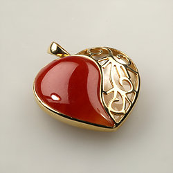 14k-gold-heart-red-jade-pendant