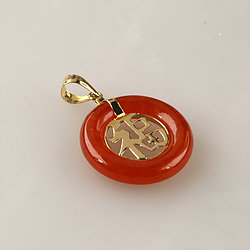 14k-gold-Circle-Good-Luck-red-jade-pendant
