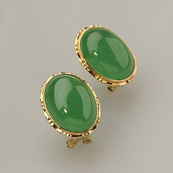 oval-cabochon-green-jade-earring-GJE27